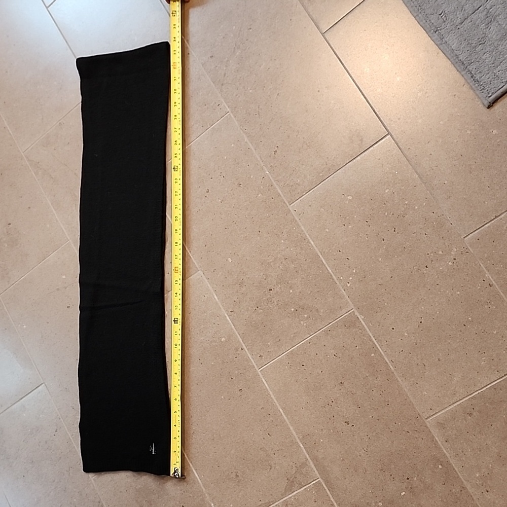 Ralph Lauren 100% cashmere scarf